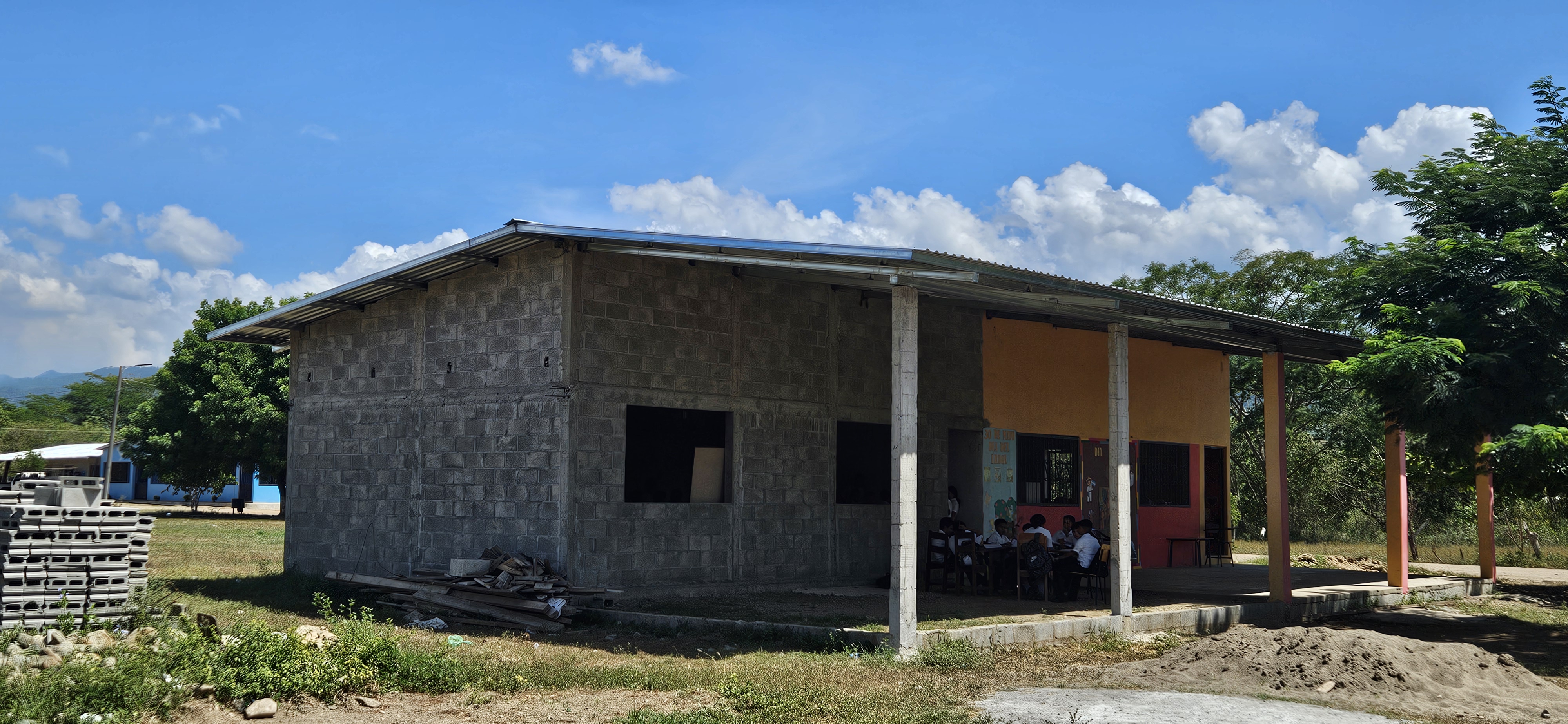 Monte de Sión School Project